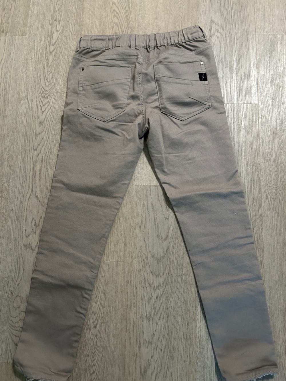 Neutral Slim Drawstring Pants - Picture 2 of 2